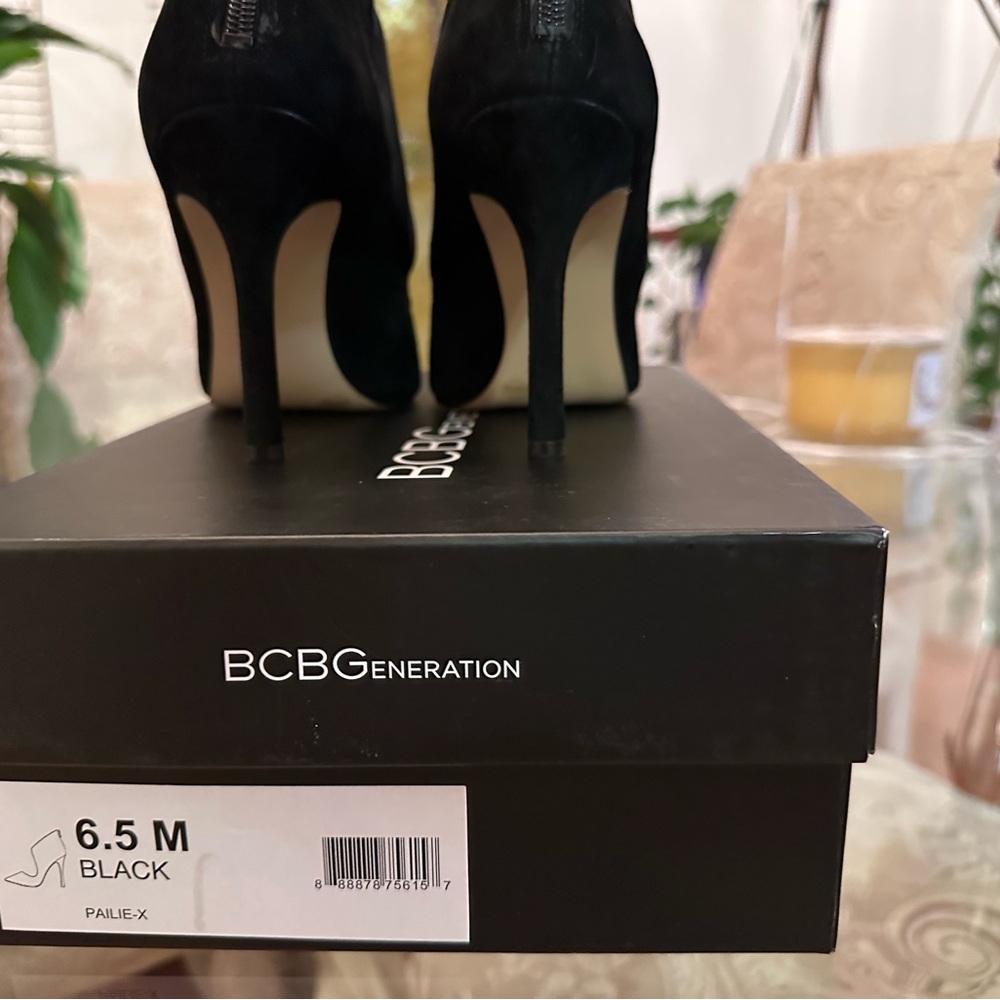 BCBGeneration Elegant Black Heels